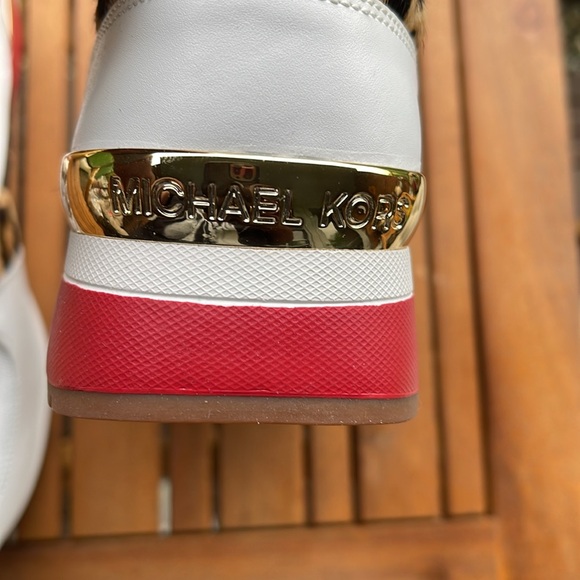 Michael Kors Women’s’ Sneakers - Picture 4 of 15